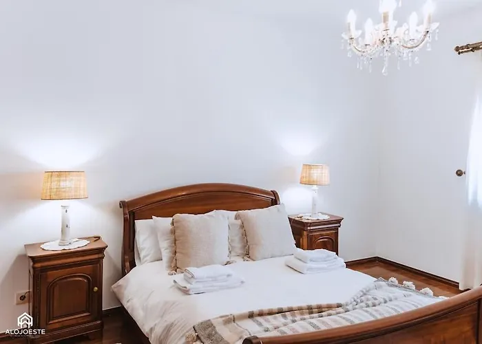 Casa Do Patio - 3 Bedrooms, Ponte Rol