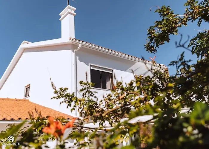 Casa Do Patio - 3 Bedrooms, Ponte Rol