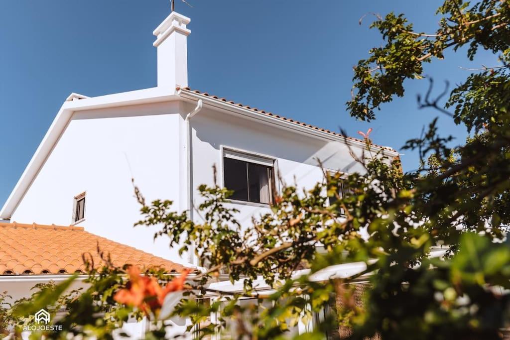 Casa Do Patio - 3 Bedrooms, Ponte Rol Holiday home *