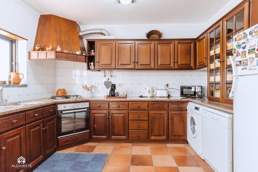 Casa Do Patio - 3 Bedrooms, Ponte Rol Holiday home