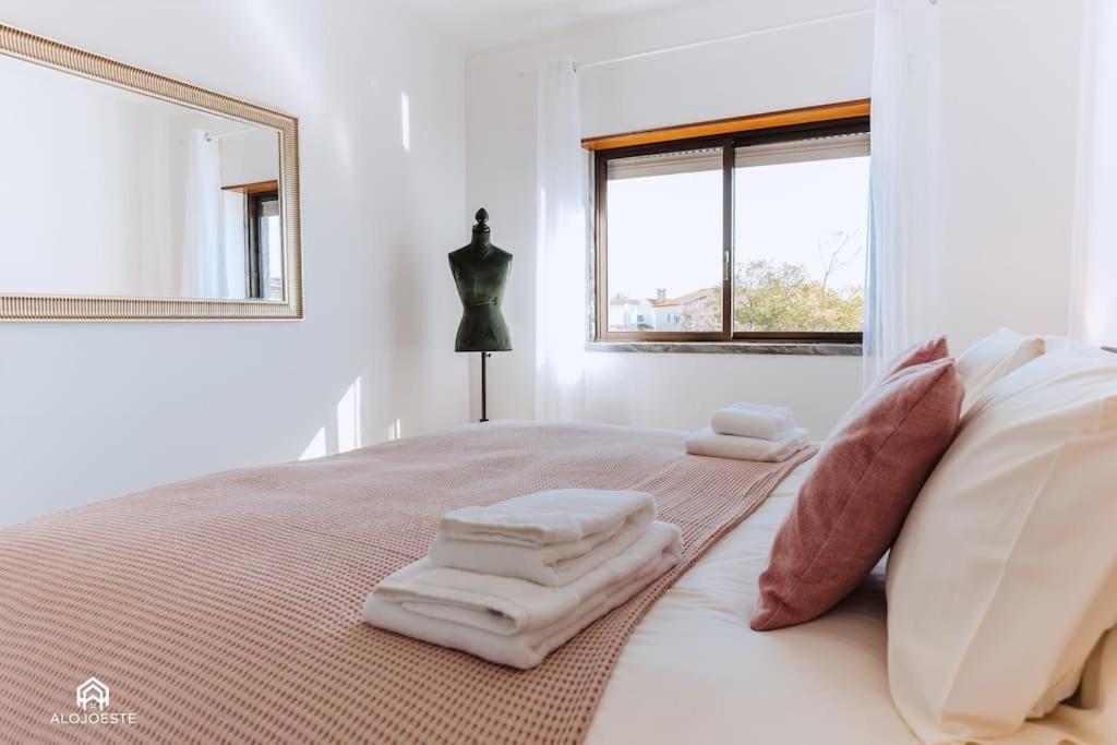 Casa Do Patio - 3 Bedrooms, Ponte Rol Holiday home